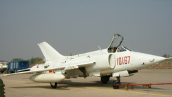 Variante del Nanchang Q-5