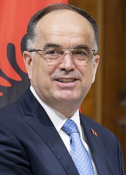 Imagen histórica de la política albanesa