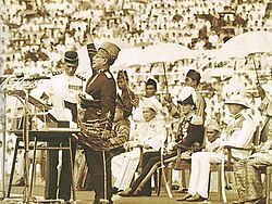 Tunku Abdul Rahman proclamando la independencia