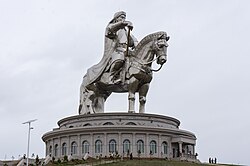 Imagen ilustrativa de Estatua Ecuestre de Gengis Kan: El Monumento más Alto del Mundo