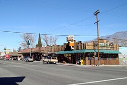 Imagen ilustrativa de Lone Pine, California: Historia, Cine y Paisajes Naturales