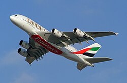 Avión Airbus A380 en el Dubai Airshow