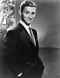 Joel Grey en sus inicios